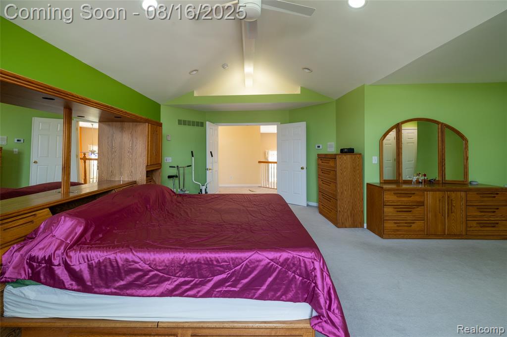 43281 Chester Drive, Sterling Heights, MI 48314 — Photo 32