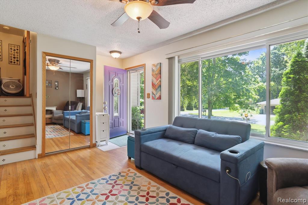 4304 Woodcock Way, Highland, MI — Photo 10