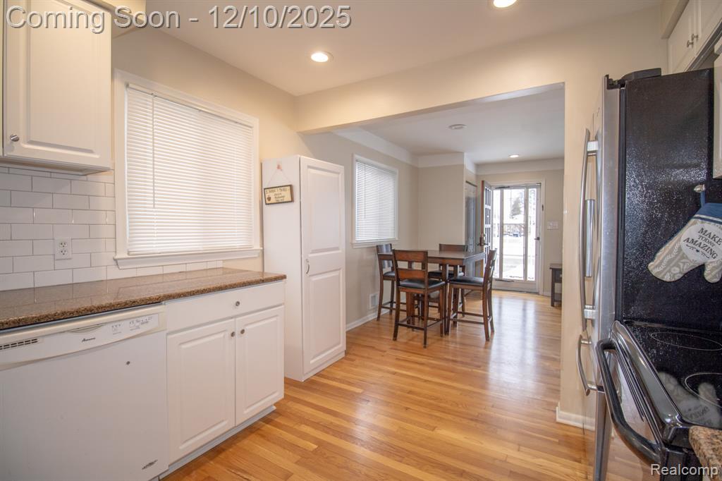 8225 N Hubbard Street, Westland, MI — Photo 15