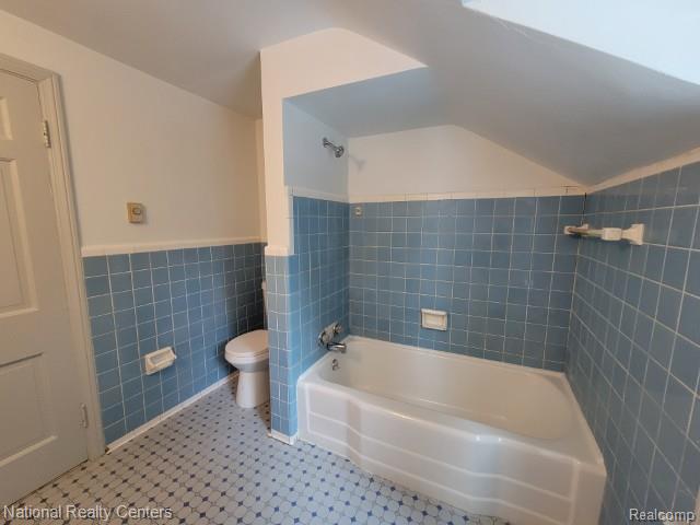 60001 E 8 MILE Road, South Lyon, MI 48178 — Photo 30