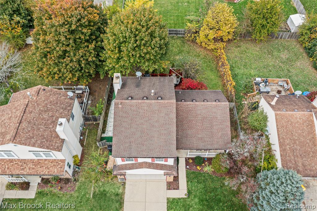 8185 S Huron River Drive, Ypsilanti, MI 48197 — Photo 23