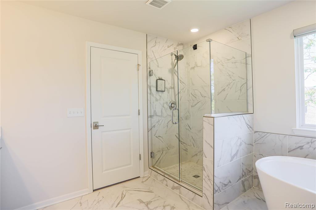 13101 Valencia Drive, Utica, MI 48315 — Photo 77
