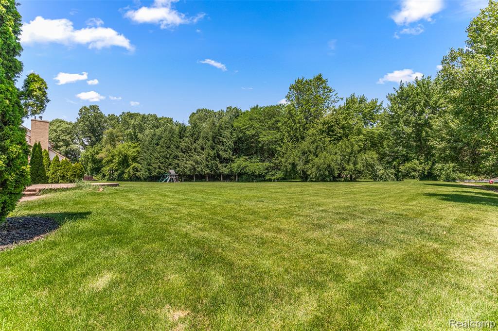 48578 Wildrose Drive, Canton, MI 48187 — Photo 43