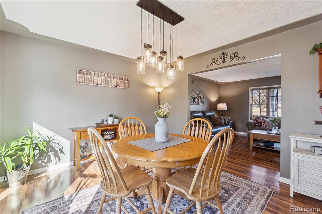 7694 THUNDER BAY Drive, Pinckney, MI 48169 — Photo 12