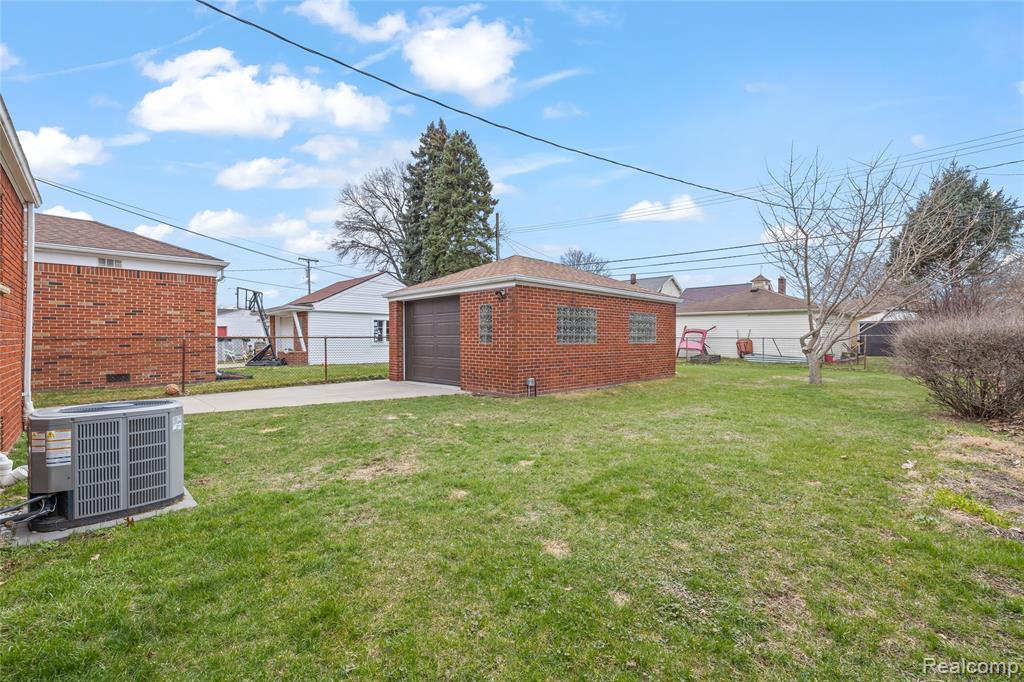 7828 Kolb Avenue, Allen Park, MI 48101 — Photo 3
