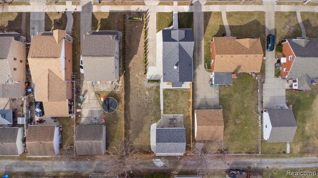 7832 CHASE RD, Dearborn, MI 48126 — Photo 35