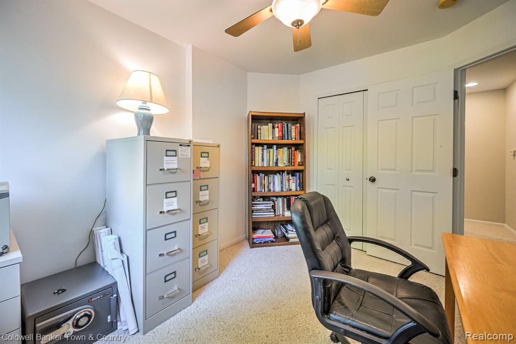 11265 N Shore Drive, Whitmore Lake, MI 48189 — Photo 37