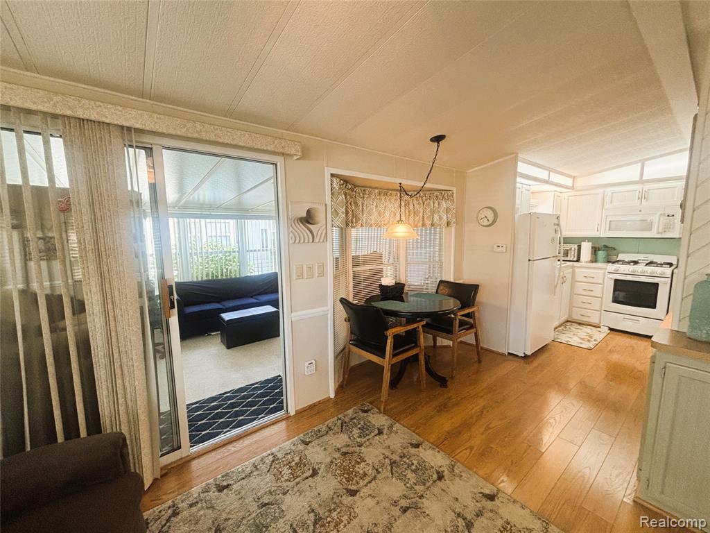 5244 Independence Lane, 52, Lexington, MI 48450 — Photo 21