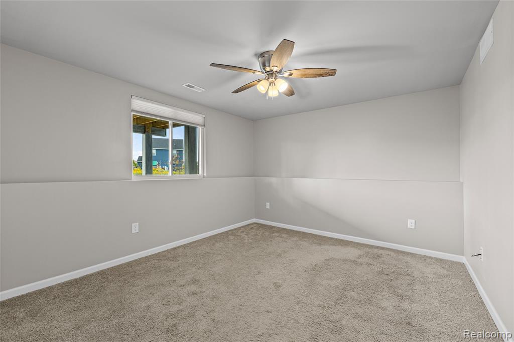 7158 Primrose Lane, Grand Blanc, MI 48439 — Photo 24