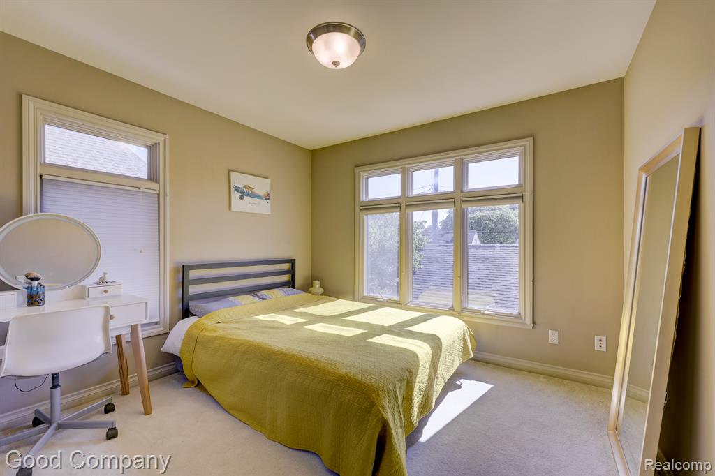 721 S Kenwood Avenue, Royal Oak, MI 48067 — Photo 33