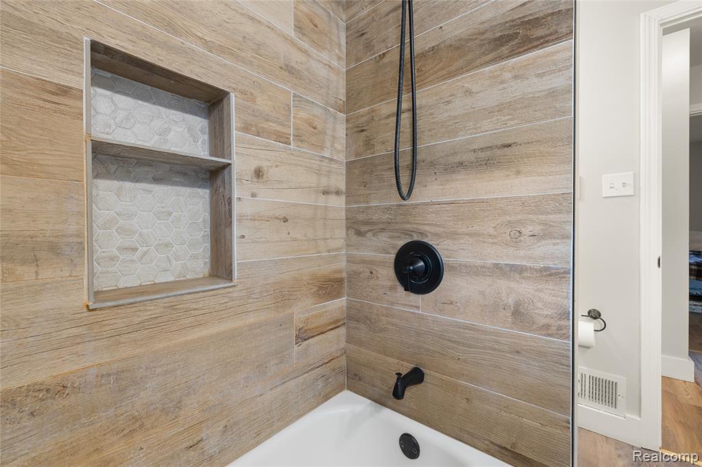 6016 N Berry Street, Westland, MI — Photo 16