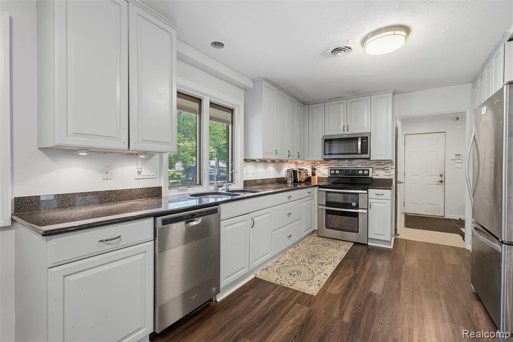 30715 N Greenbriar Road, Franklin, MI 48025 — Photo 25