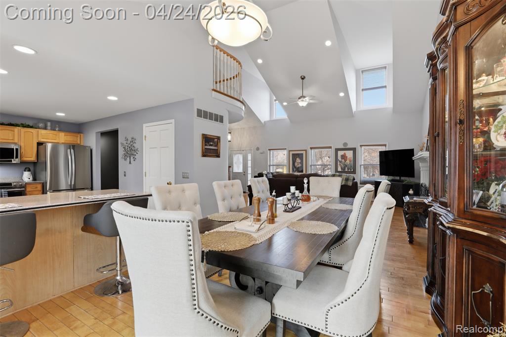 54638 Beacon Cove Circle, New Baltimore, MI 48047 — Photo 11