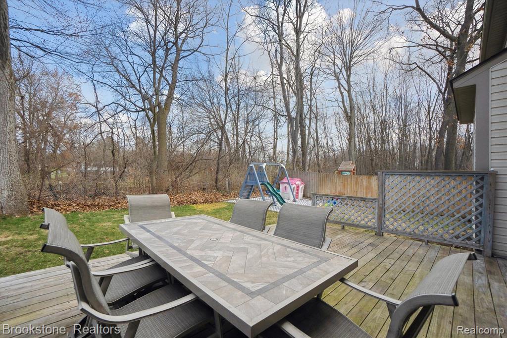 4272 HEATHERSTONE Drive, Waterford, MI 48329 — Photo 43