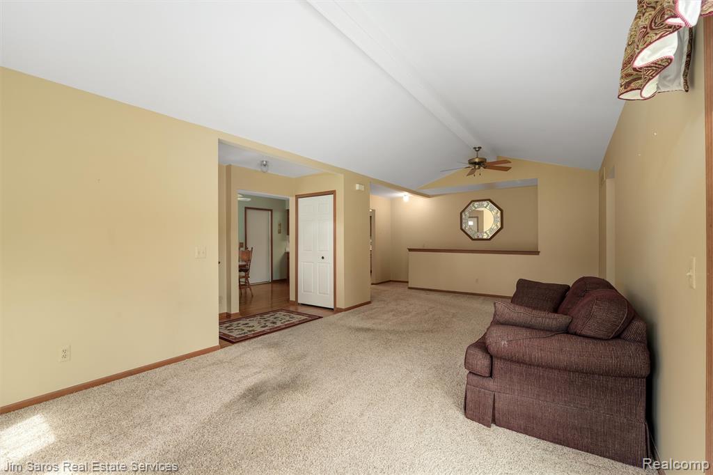 42572 Schienle Lane, Clinton Twp, MI 48038 — Photo 9