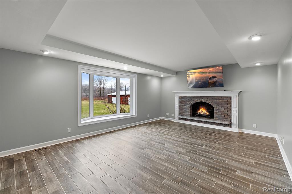 435 Capac Road, Berlin, MI 48002 — Photo 15