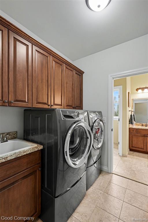 900 Watersmeet Drive, Oxford, MI 48371 — Photo 31