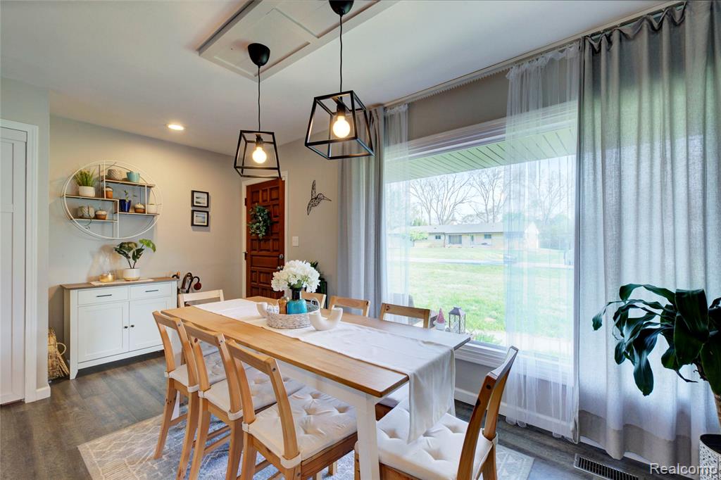 5367 Cambourne Place, West Bloomfield, MI — Photo 5
