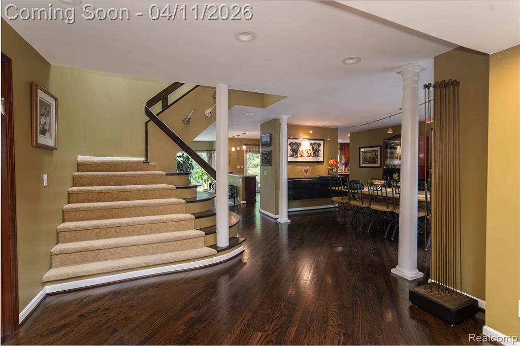 4683 Maura Lane, West Bloomfield, MI 48323 — Photo 12