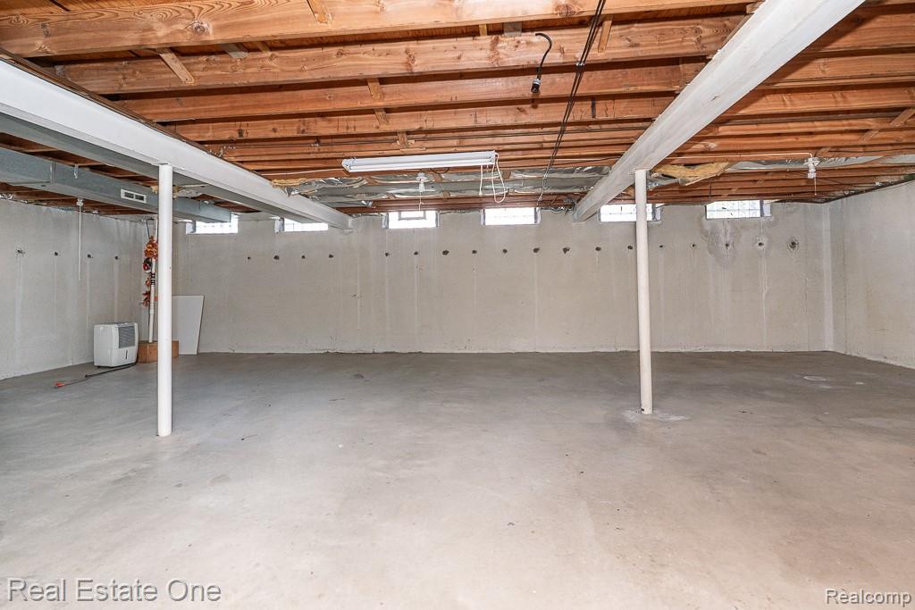 6621 Northpoint Drive, Troy, MI 48085 — Photo 53
