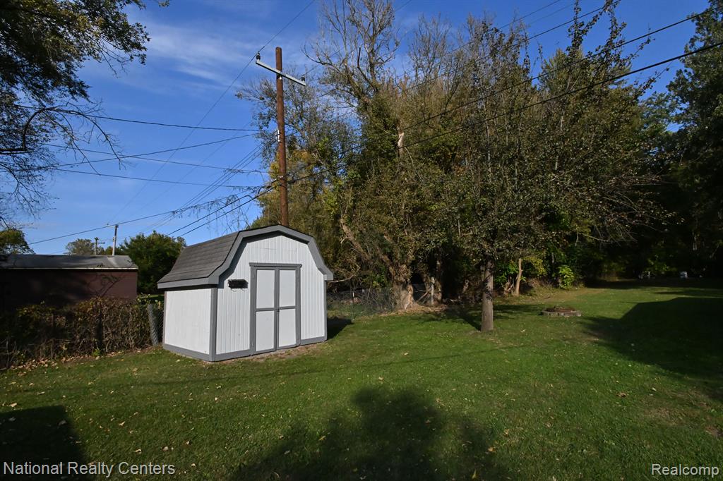 7683 BECK Road, Belleville, MI 48111 — Photo 3