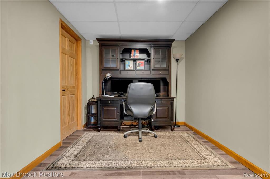 5970 Lynne Hollow Drive, Commerce Twp, MI 48382 — Photo 52
