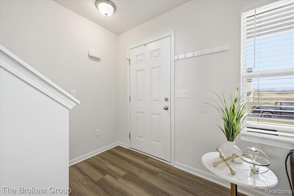 2222 Champion Drive, Burton, MI 48519 — Photo 10
