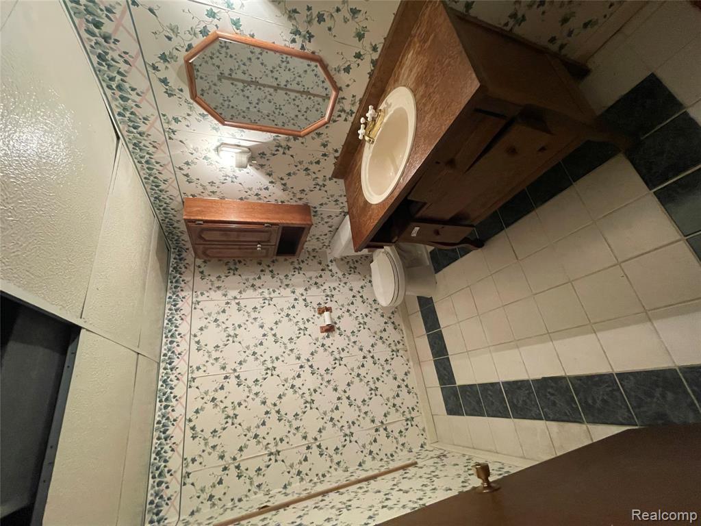 40524 Newport Drive, Plymouth, MI 48170 — Photo 15