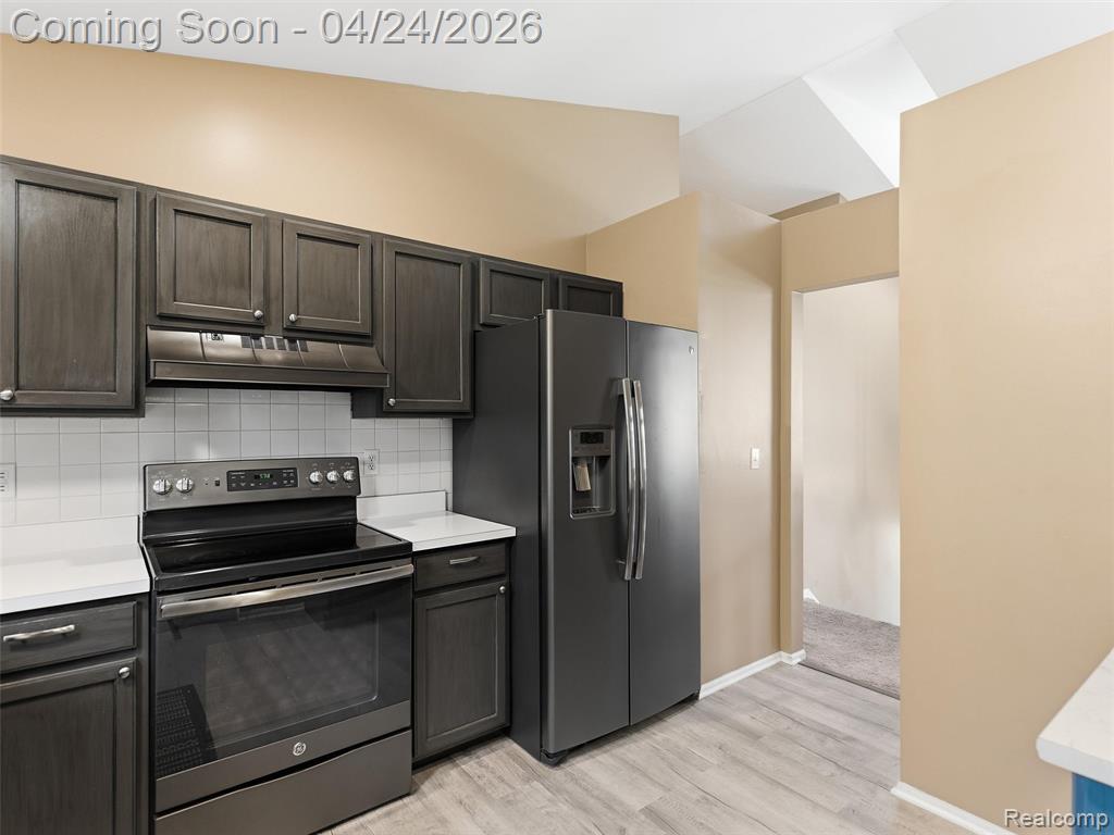 5617 Millpointe Drive, Waterford, MI 48327 — Photo 5