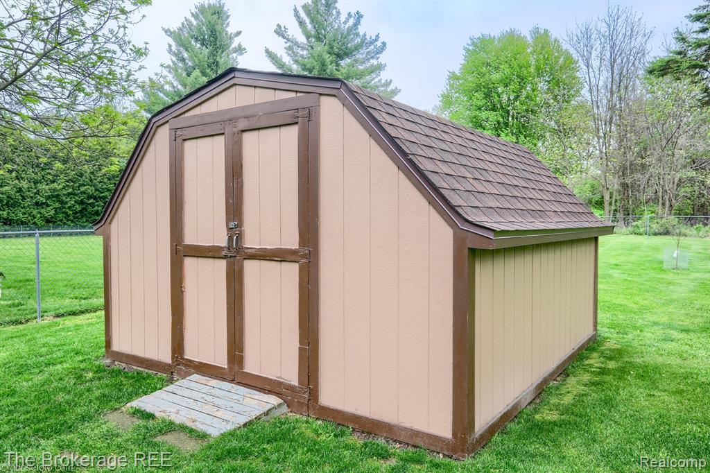 2390 N Vassar Road, Davison, MI 48423 — Photo 4