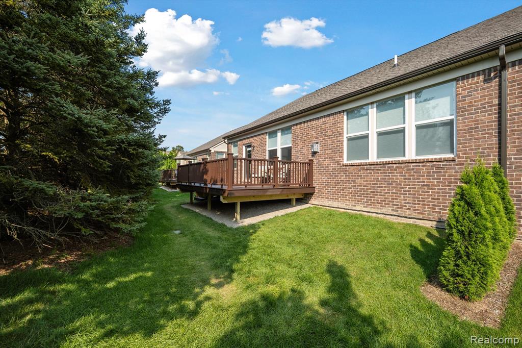 40633 Azalea Drive, Clinton Twp, MI 48036 — Photo 31