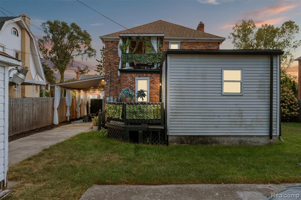 150 W Hildale, Detroit, MI 48203 — Photo 31