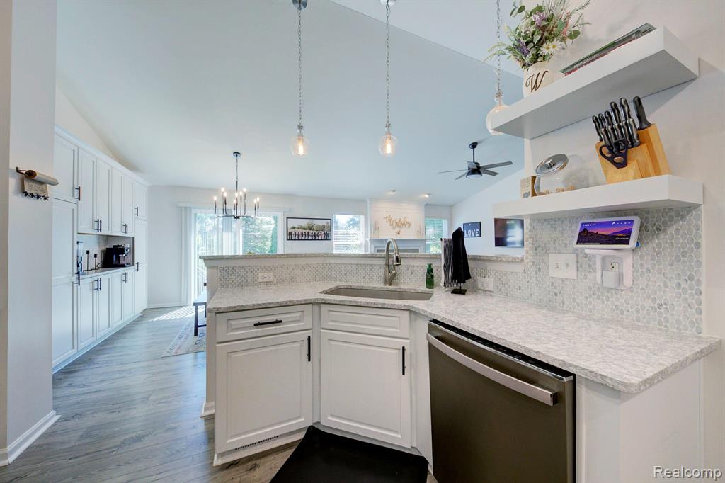 3425 EMPIRE STATE Drive, Canton, MI 48188 — Photo 15