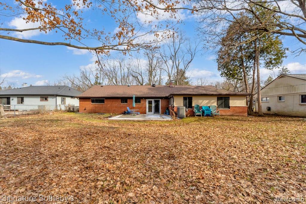 237 Marlborough Drive, Bloomfield Hills, MI 48302 — Photo 32
