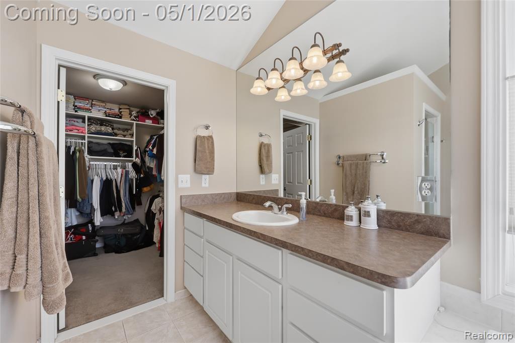 656 Overlook Drive, Oxford, MI 48371 — Photo 38