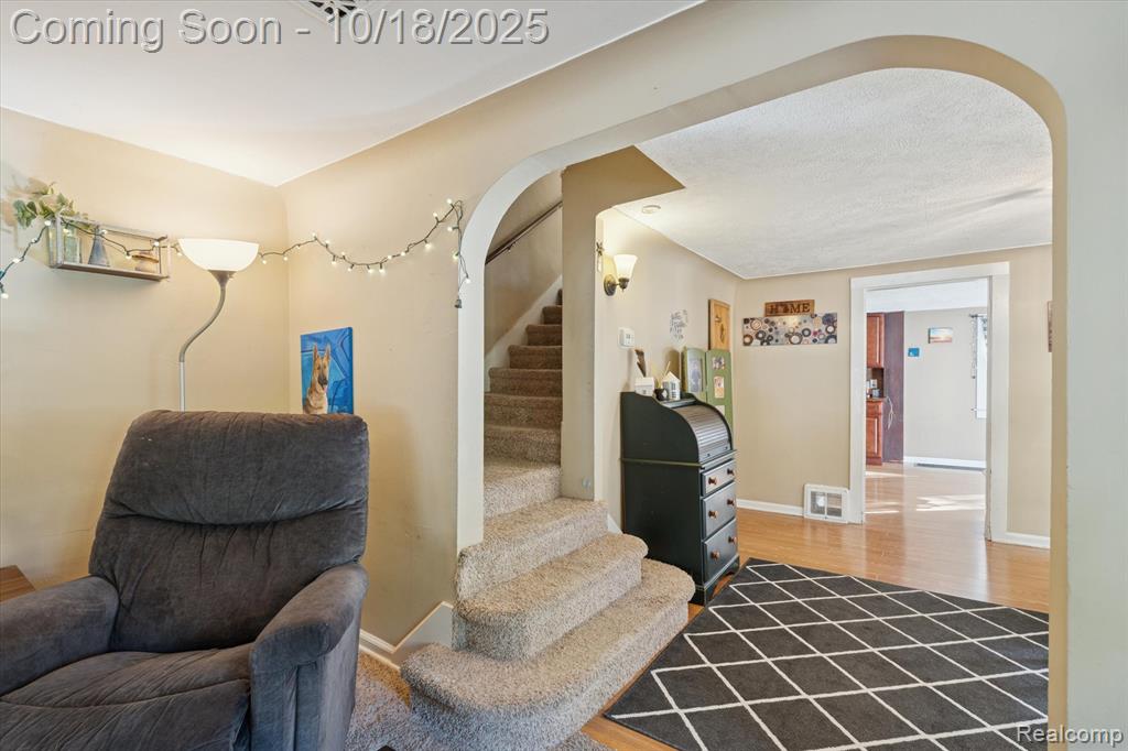 802 Tickner Street, Linden, MI 48451 — Photo 11