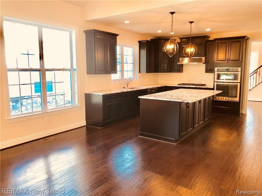 42932 Cardinal Way, Novi, MI — Photo 9