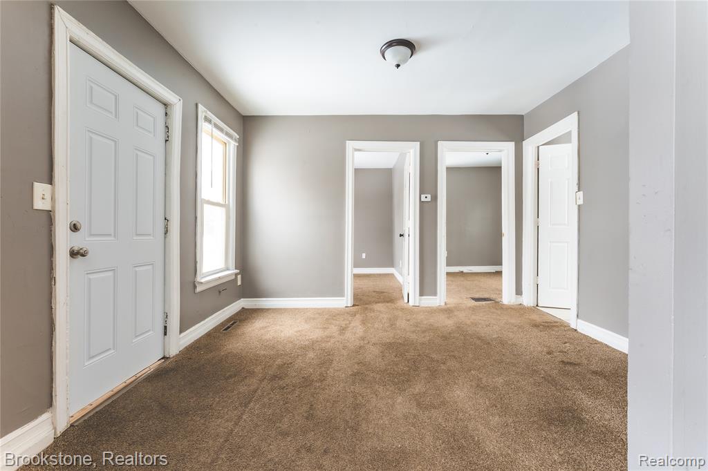 744 Saint Clair Street, Pontiac, MI 48340 — Photo 9