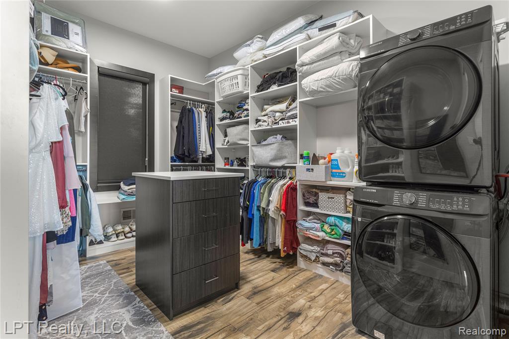 5029 Forest Valley Drive, Clarkston, MI 48348 — Photo 33