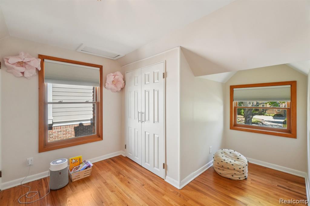 549 Lakeview Avenue, Birmingham, MI 48009 — Photo 13