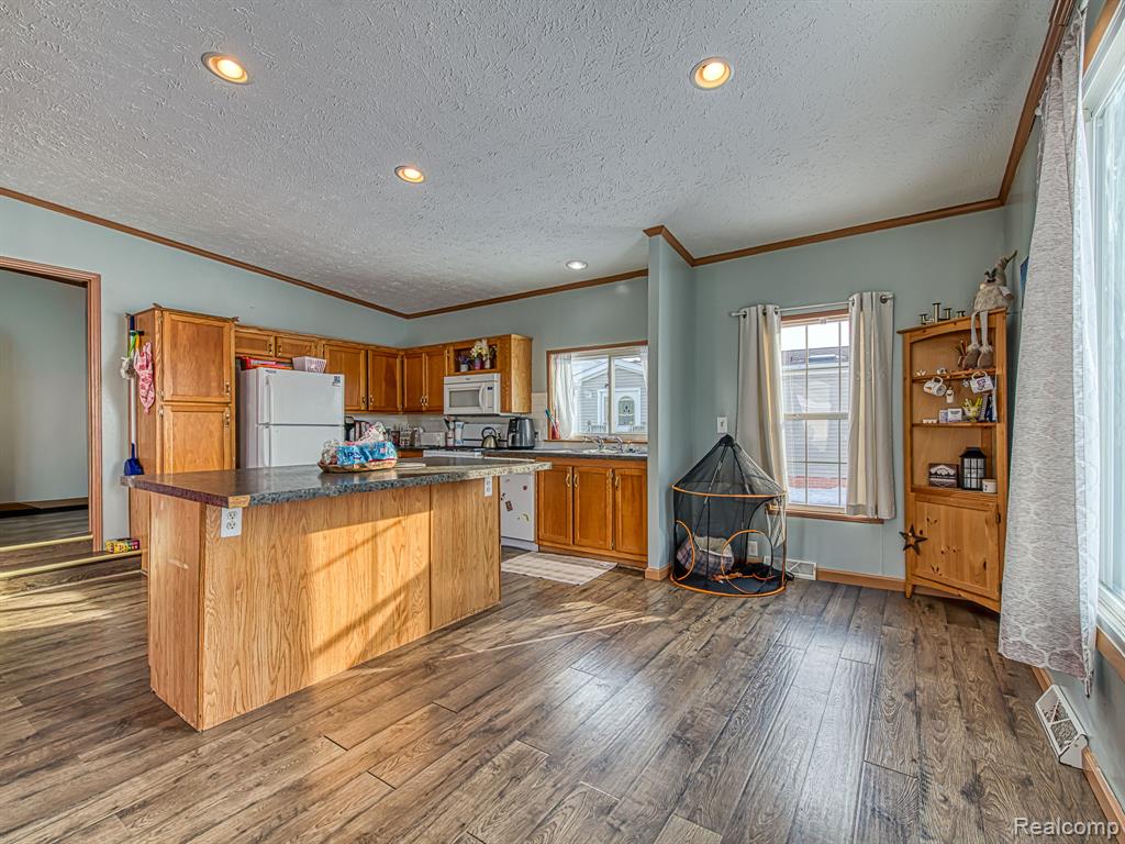 869 Trey Ridge, Monroe, MI 48161 — Photo 4