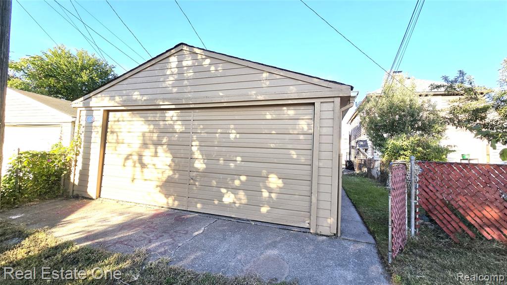 126 E Leroy Street E, River Rouge, MI 48218 — Photo 29