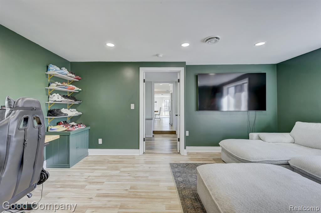 4896 Chicago Road, Warren, MI 48092 — Photo 39