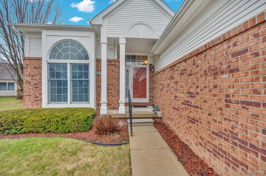 634 Eastway Circle, Lapeer, MI 48446 — Photo 3