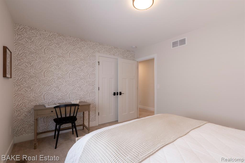 205 Mountain View Lane, Milford, MI 48381 — Photo 37