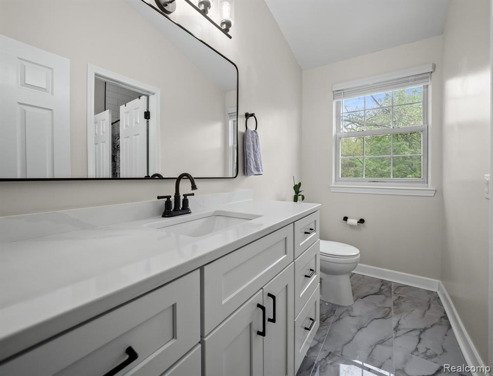 4105 STANMOOR Drive, Waterford, MI 48329 — Photo 20