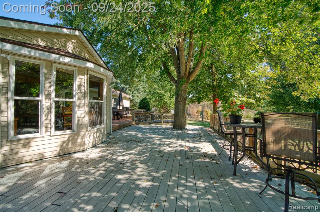 9511 W Allen Road, Fowlerville, MI 48836 — Photo 5