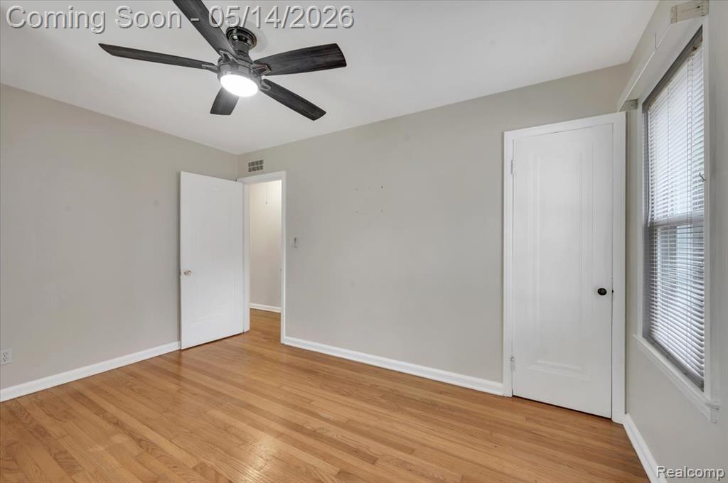 134 Glanworth Street, Lake Orion, MI 48362 — Photo 13