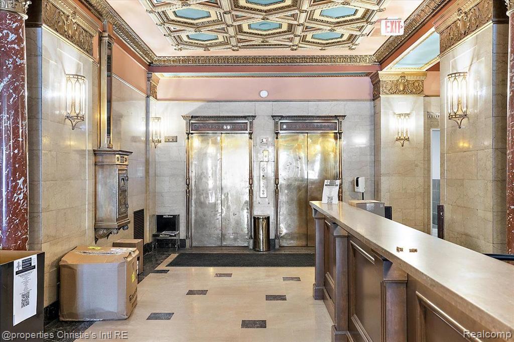 15 E KIRBY Street, 825, Detroit, MI 48202 — Photo 13