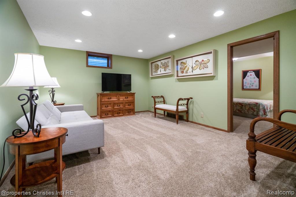 660 Woodland, Birmingham, MI 48009 — Photo 27